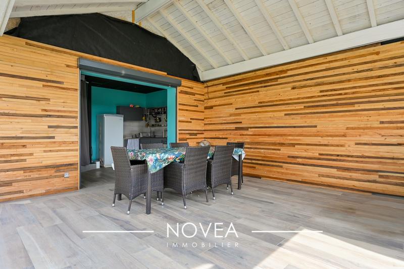 Maison traditionnelle - 141 m² - 6 pièces