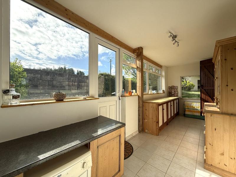 Maison - 180 m² - 9 pièces