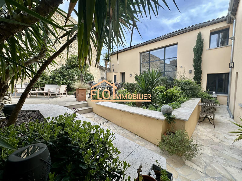 Maison - 500 m² - 5 pièces