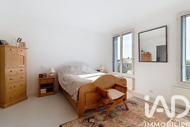 Maison - 196 m² - 7 pièces