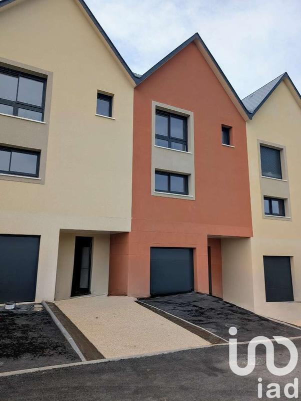 Maison - 91 m² - 5 pièces