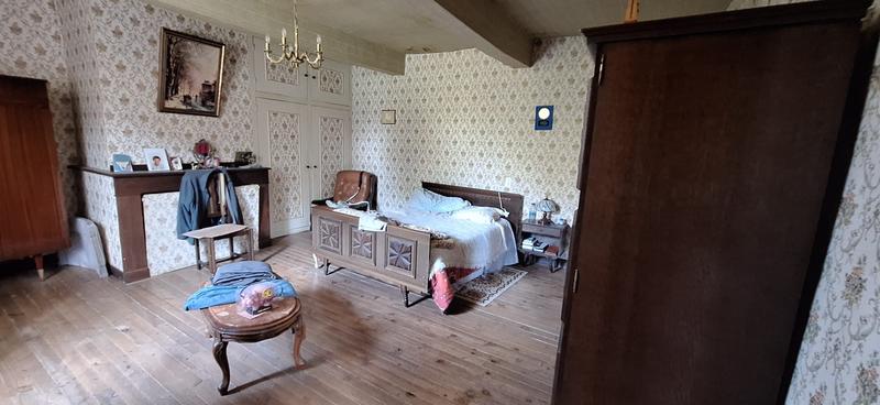 Maison - 200 m² - 5 pièces