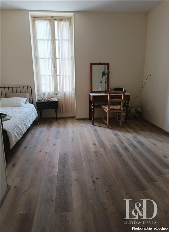 Maison ancienne - 160 m² - 2 pièces