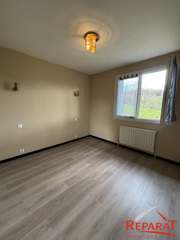 Maison - 80 m² - 5 pièces