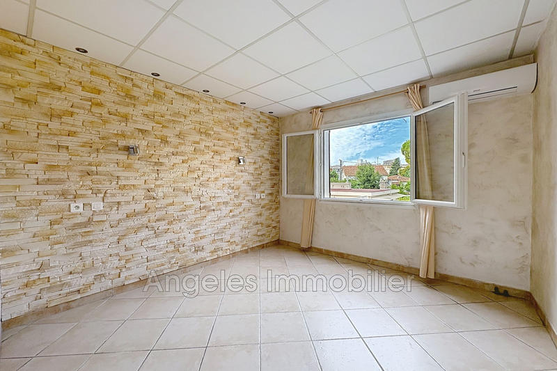 Maison chambre d'hôtes - 449 m²