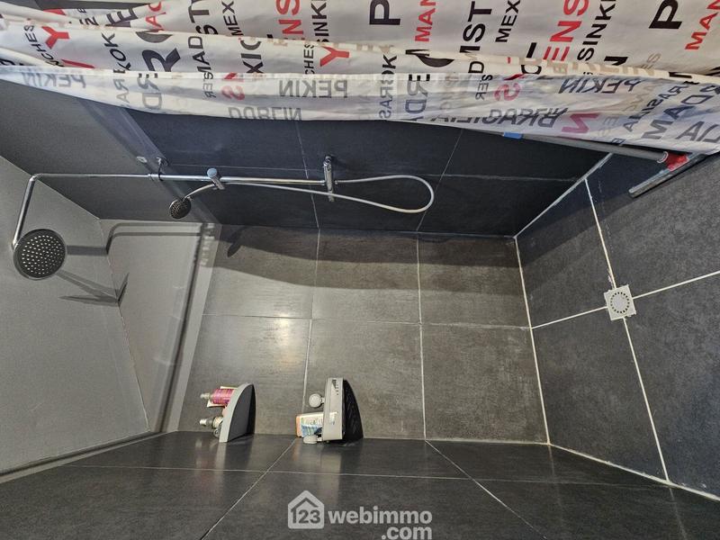 Maison - 309 m² - 8 pièces