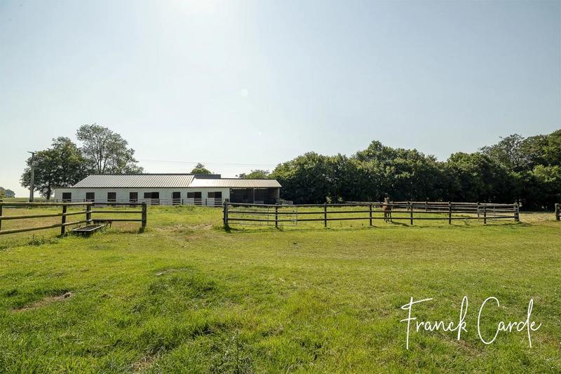 Maison de domaine équestre - 135 m² - 7 pièces