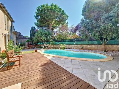 Maison - 226 m² - 13 pièces