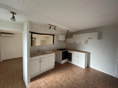 Maison - 92 m² - 5 pièces