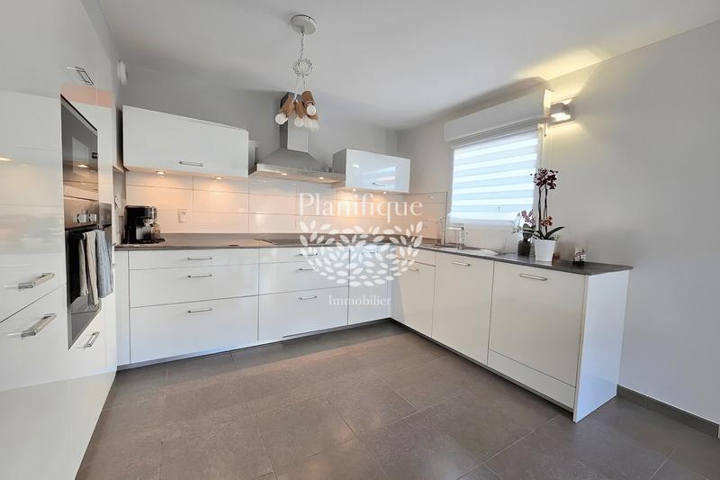 Duplex - 98 m² - 4 pièces