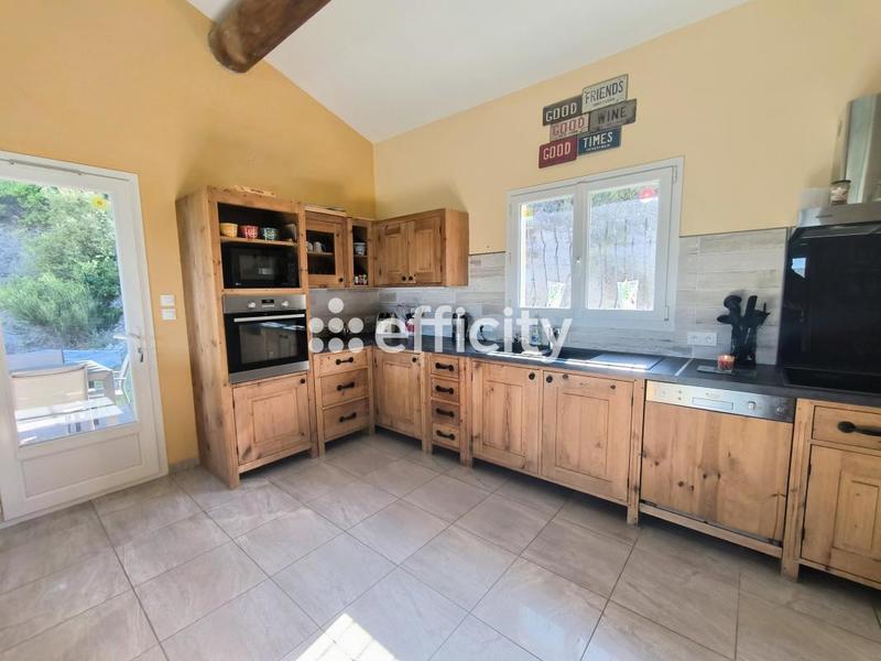 Villa - 176 m² - 6 pièces