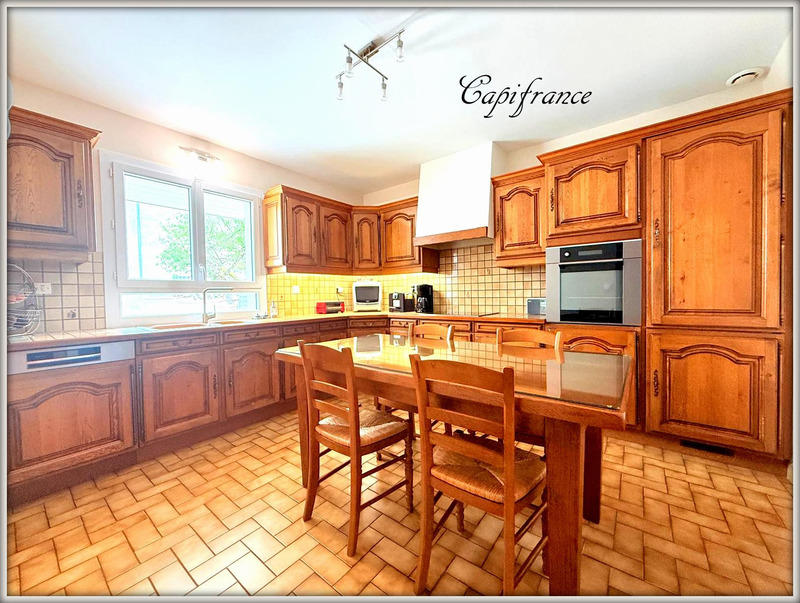 Maison - 95 m² - 5 pièces