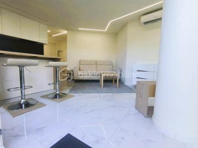 Studio - 27 m² - 1 pièce