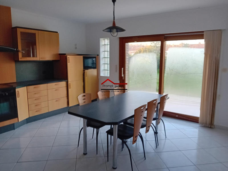 Maison - 168 m² - 9 pièces