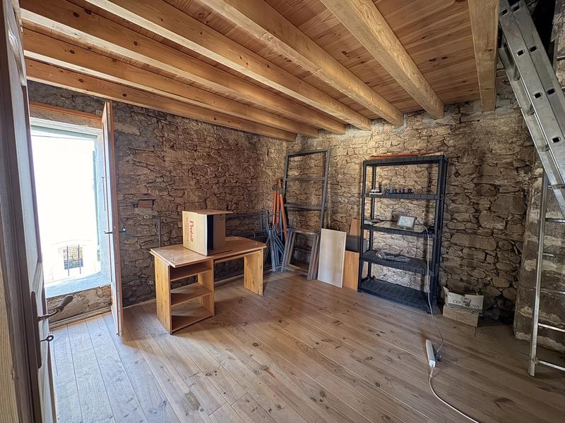 Maison - 97 m² - 2 pièces