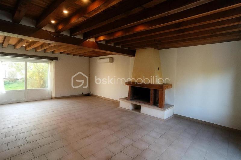 Maison en pierre - 225 m² - 6 pièces