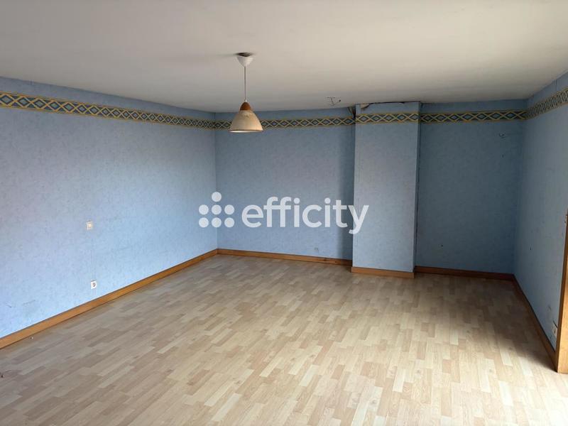 Maison - 200 m² - 5 pièces