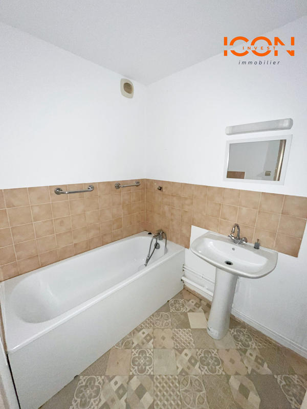 Appartement - 60 m² - 3 pièces