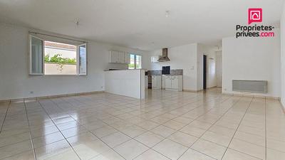 Maison - 94 m² - 5 pièces