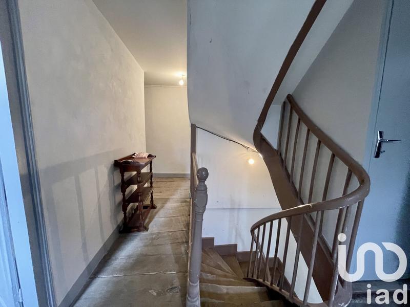 Maison - 422 m² - 8 pièces