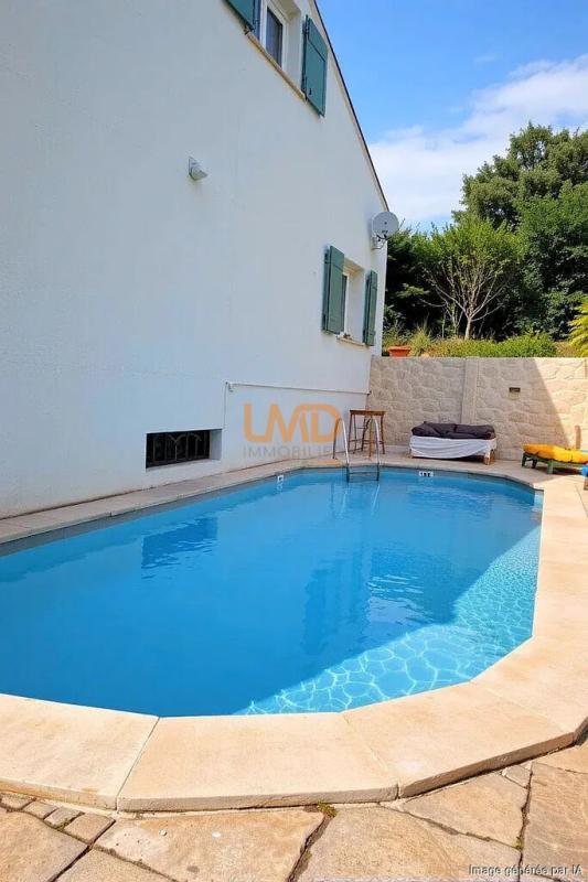 Maison - 140 m² - 6 pièces