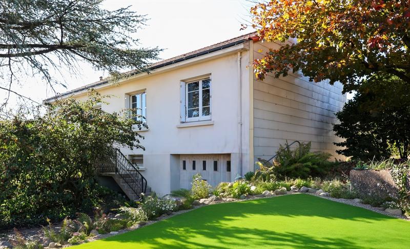 Maison - 92 m² - 5 pièces