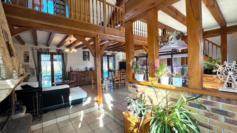 Maison - 158 m² - 6 pièces