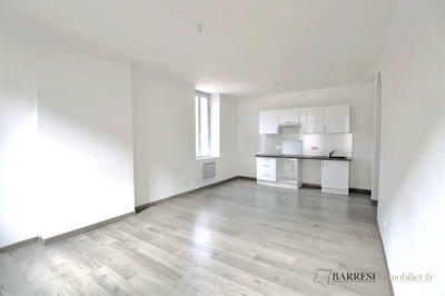 Appartement - 77 m² - 3 pièces