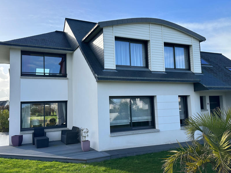 Maison - 200 m² - 6 pièces