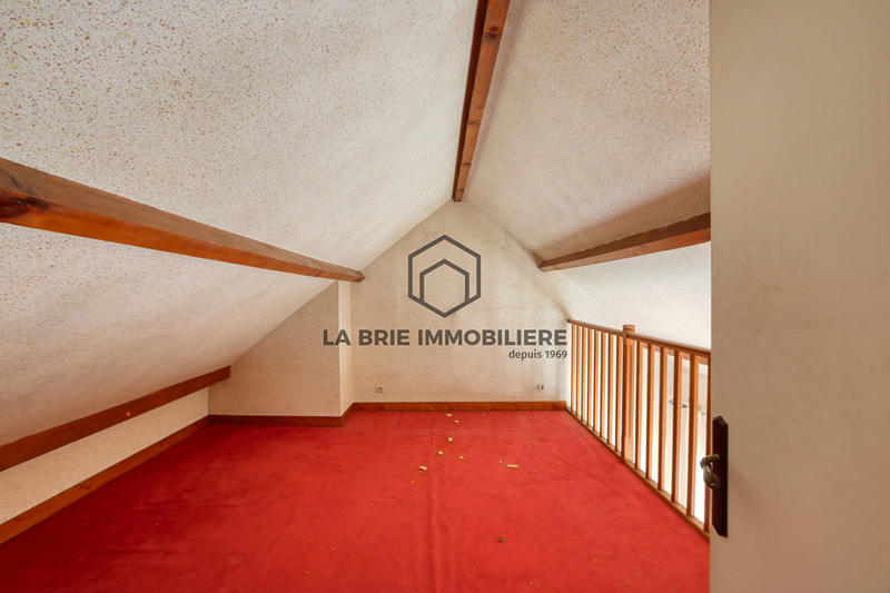 Maison - 179 m² - 6 pièces