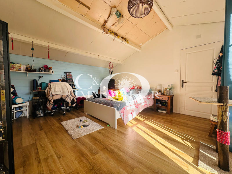 Maison - 160 m² - 5 pièces