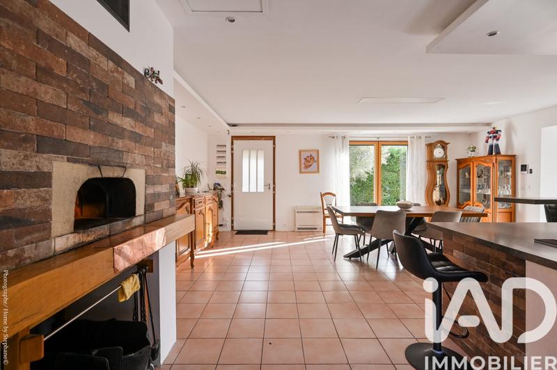 Maison - 262 m² - 11 pièces