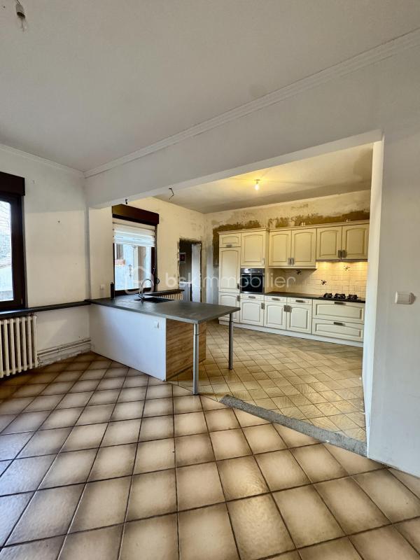 Maison jumelée - 106 m² - 5 pièces