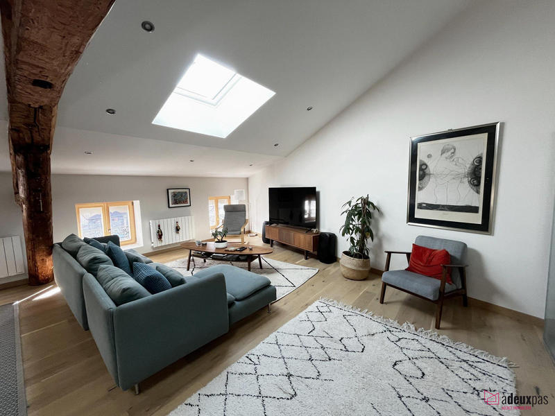 Appartement - 150 m² - 6 pièces