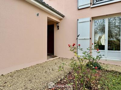 Maison - 102 m² - 5 pièces