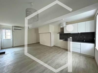 Appartement - 45 m² - 3 pièces