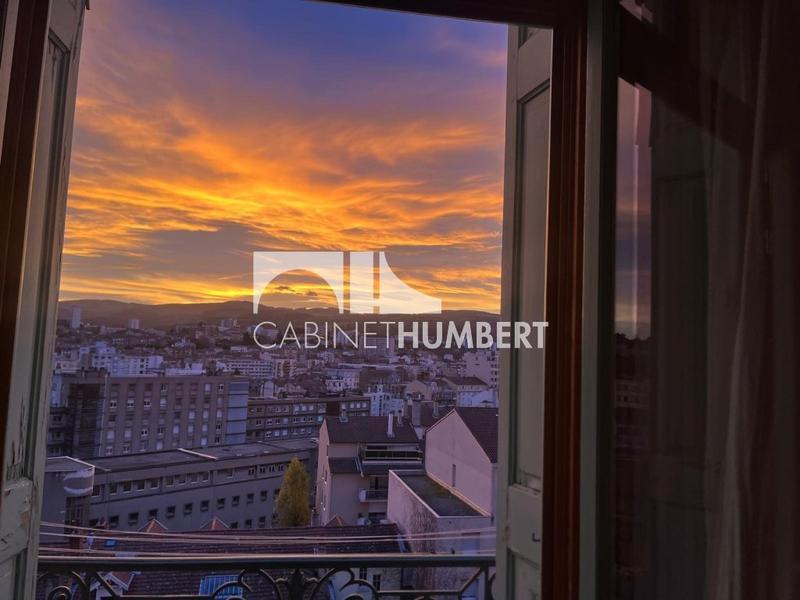 Appartement - 151 m² - 5 pièces