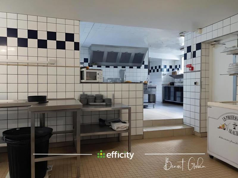 Bureau - 900 m² - 32 pièces