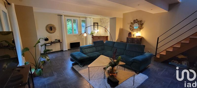 Maison - 239 m² - 6 pièces