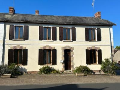 Maison - 224 m² - 10 pièces