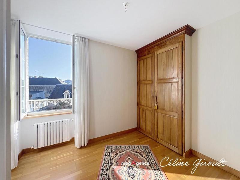 Maison de ville - 174 m² - 8 pièces