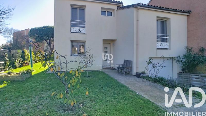 Maison - 104 m² - 5 pièces