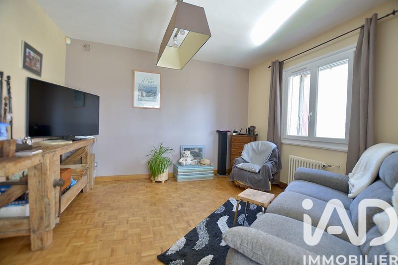 Maison - 180 m² - 7 pièces