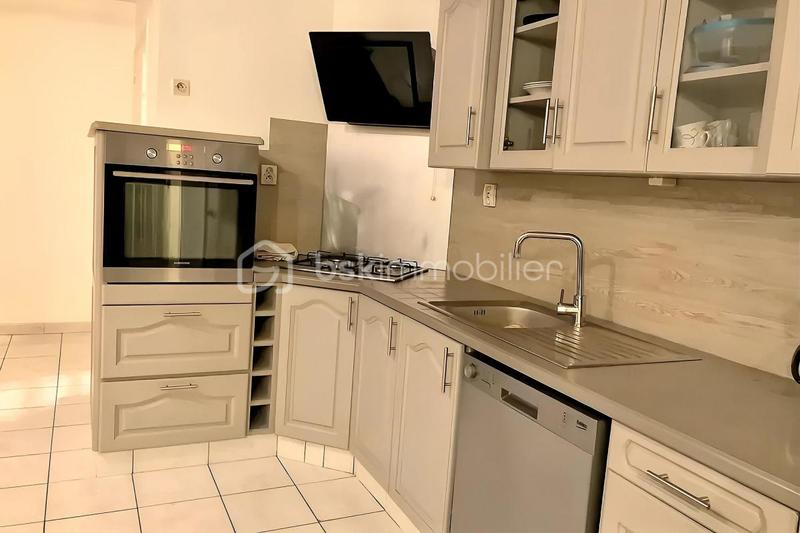 Appartement - 77 m² - 4 pièces