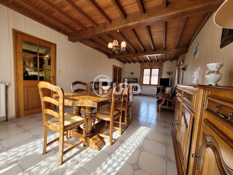 Maison - 136 m² - 4 pièces