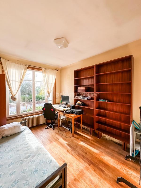 Maison traditionnelle - 126 m² - 5 pièces