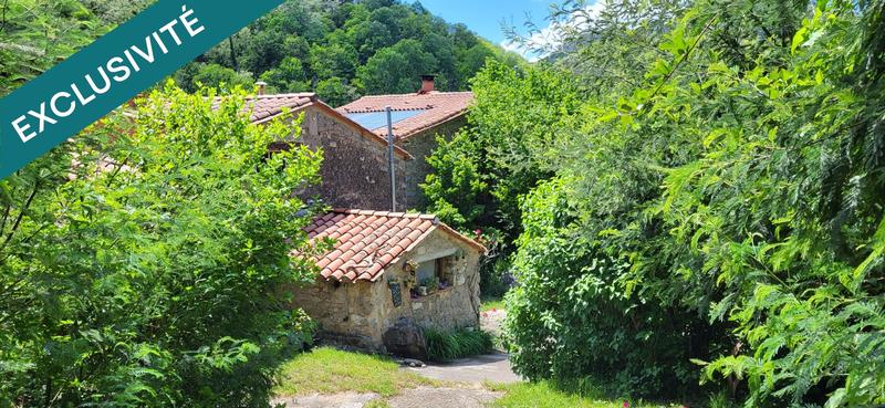 Maison - 300 m² - 12 pièces