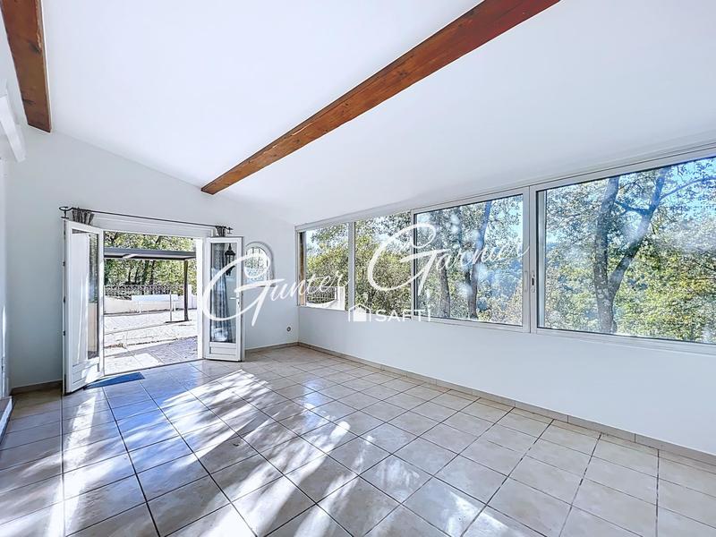 Maison - 130 m² - 4 pièces