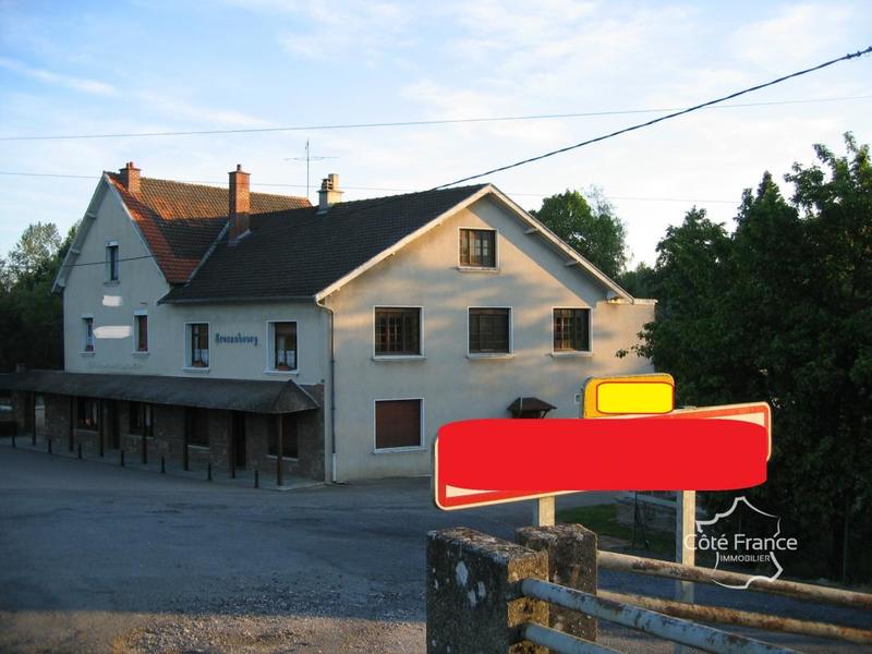 Local commercial - 739 m²