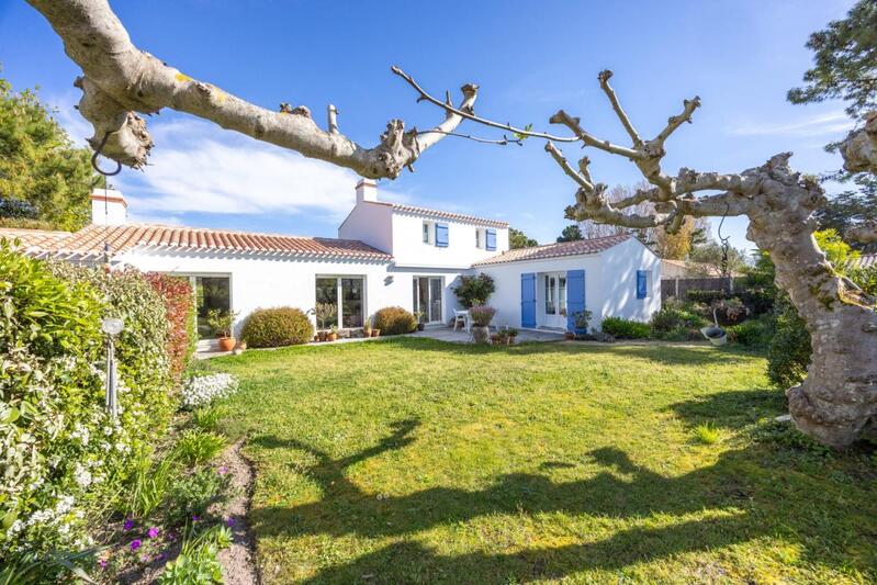 Maison - 141 m² - 6 pièces